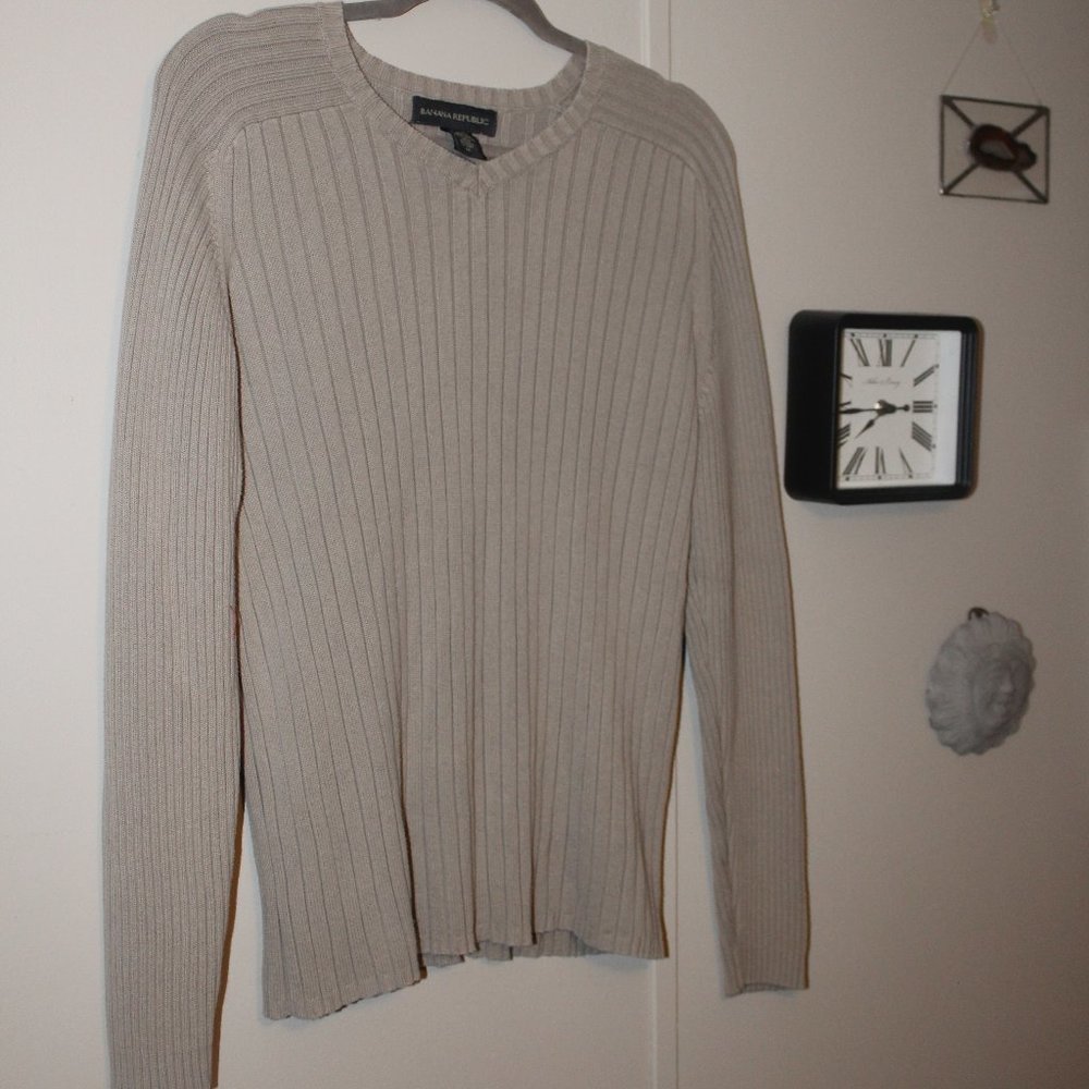 Vintage Banana Republic Women's Sweater